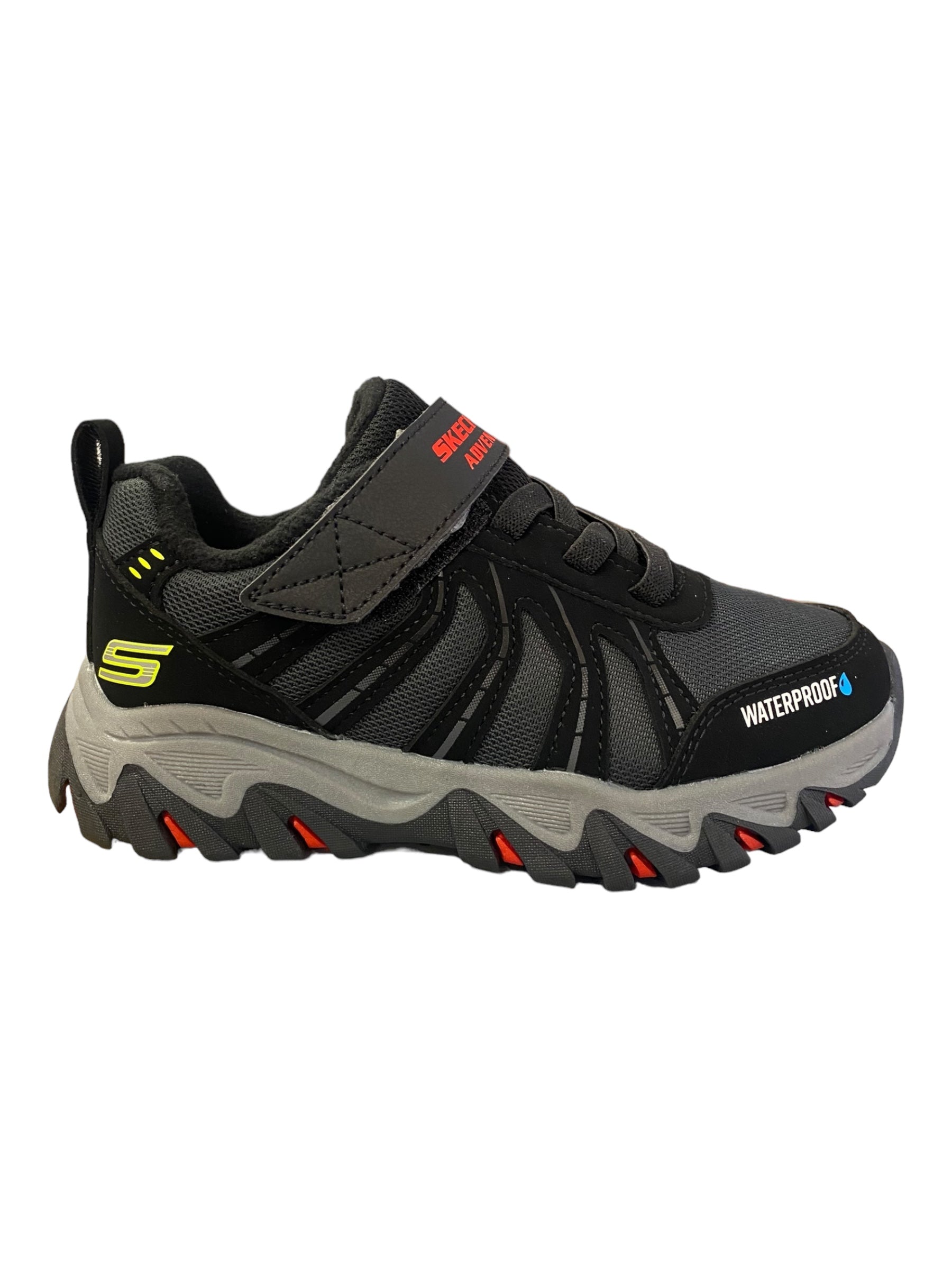 Skechers -Black/red shoe - Hydro explorer