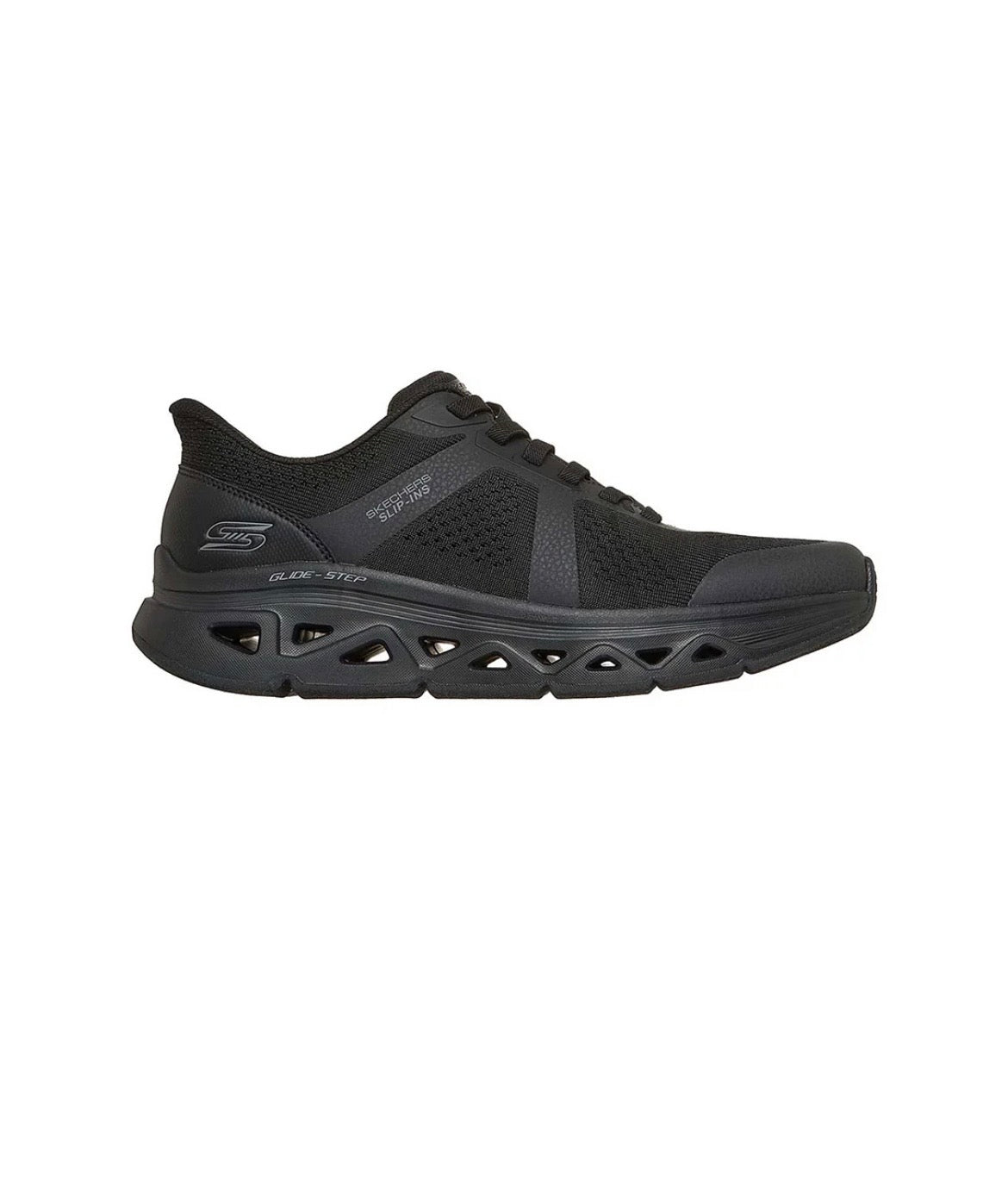 Skechers - Men’s black slip in - Feel Grounded
