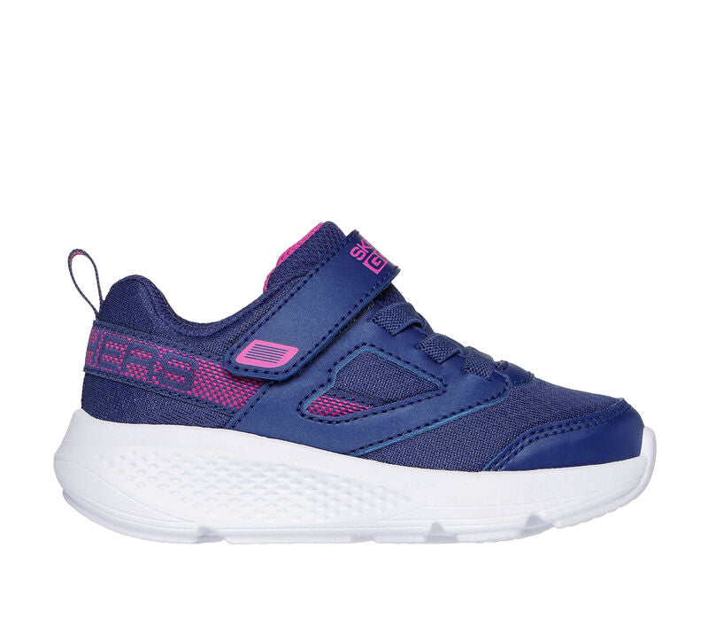 Skechers - Girls navy runner - Sporty spectacular.
