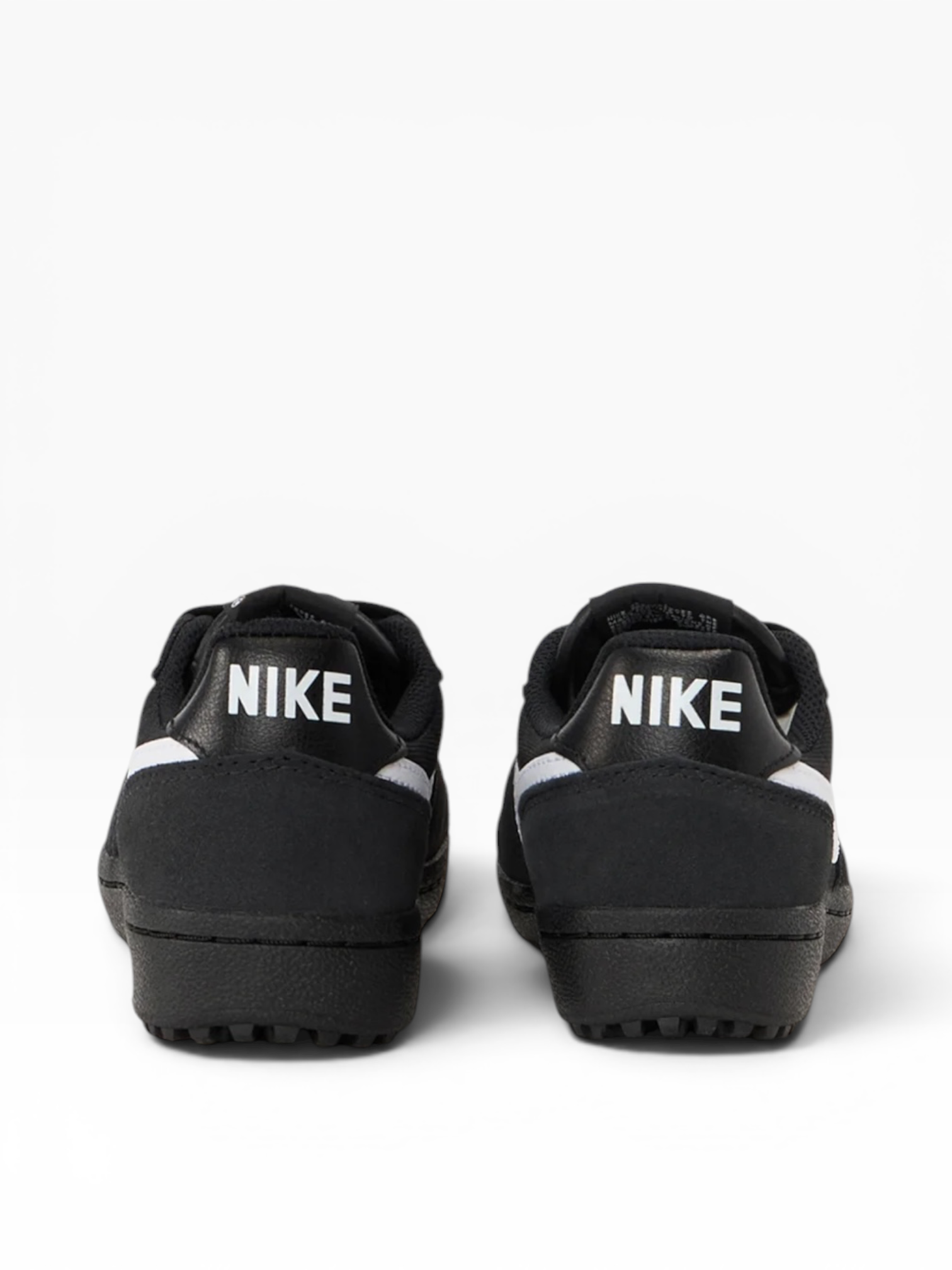 Nike - Black & white shoe