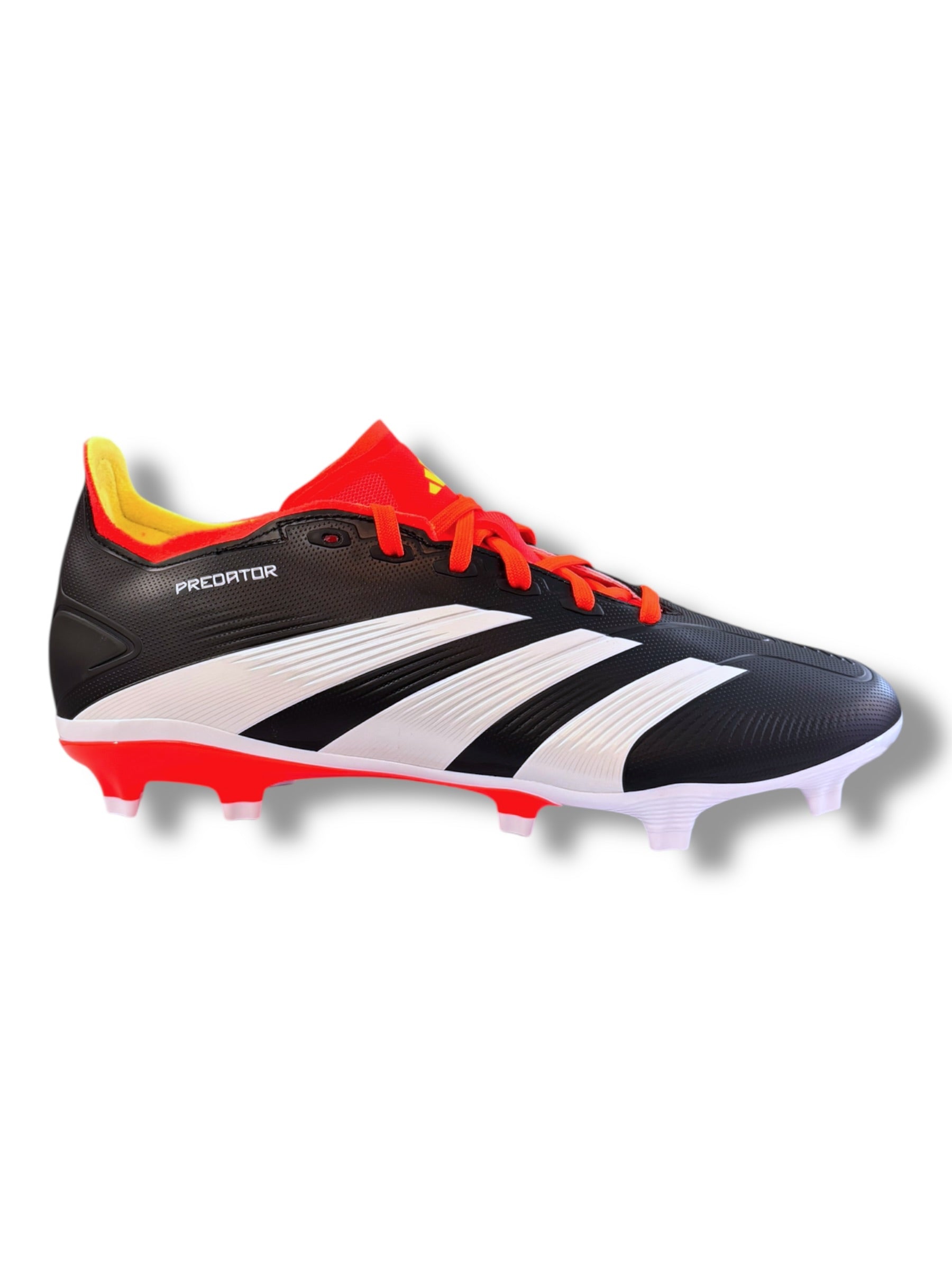 Predator League - black/white/orange football boot