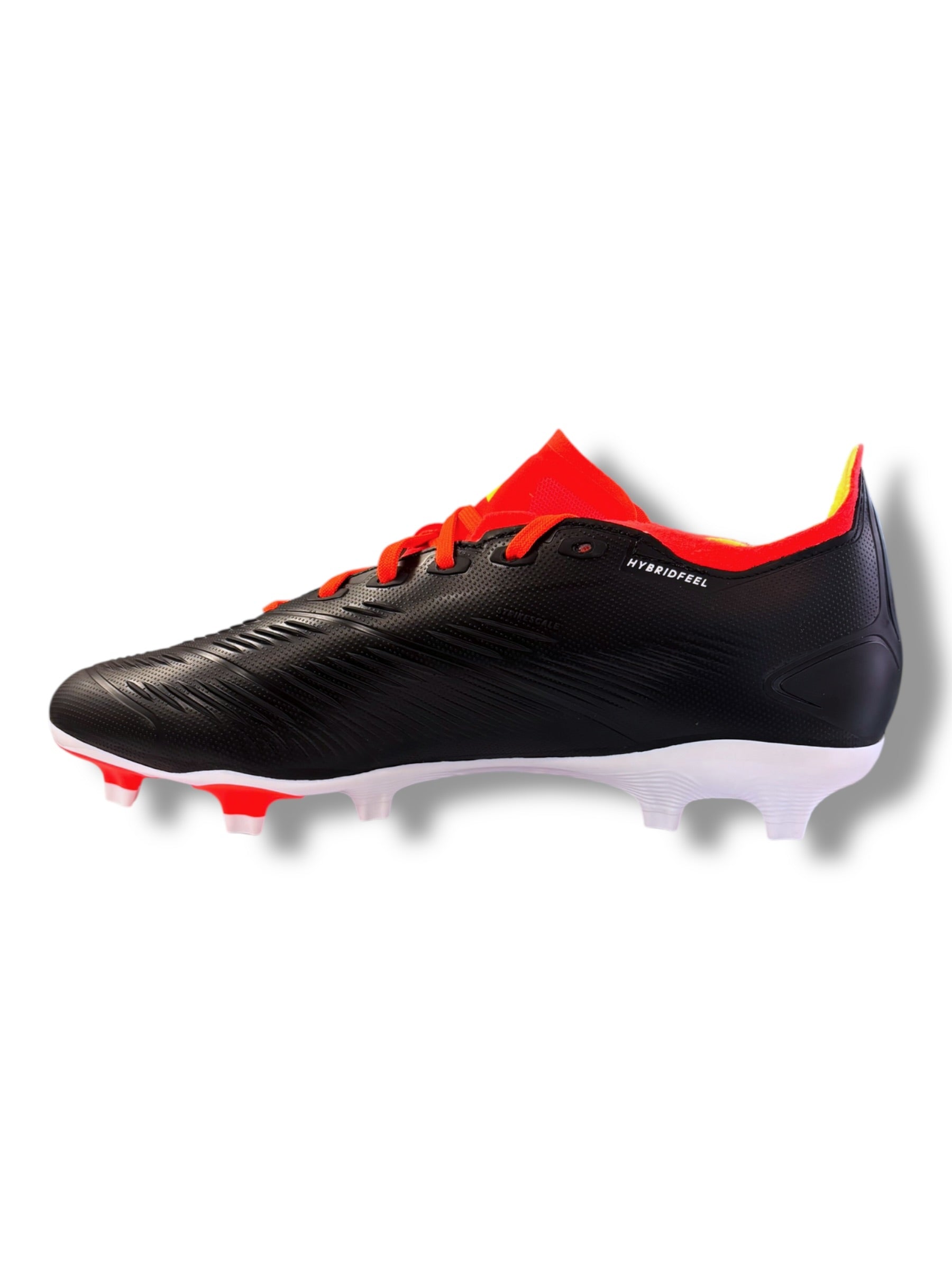 Predator League - black/white/orange football boot
