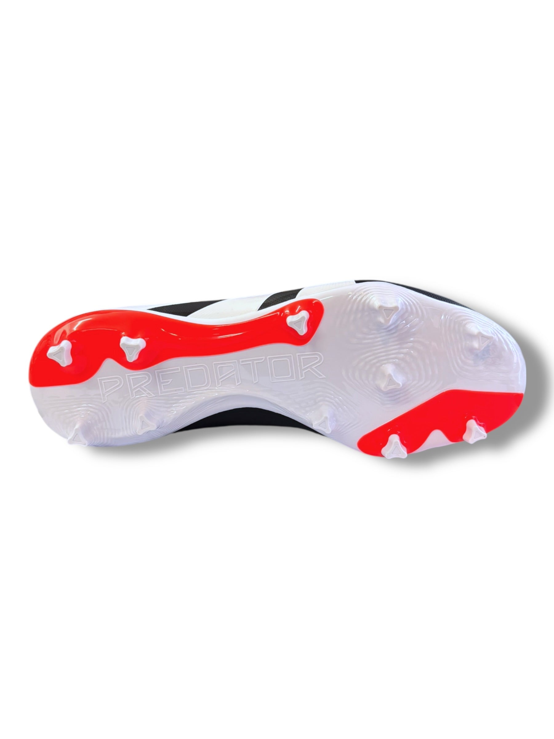 Predator League - black/white/orange football boot