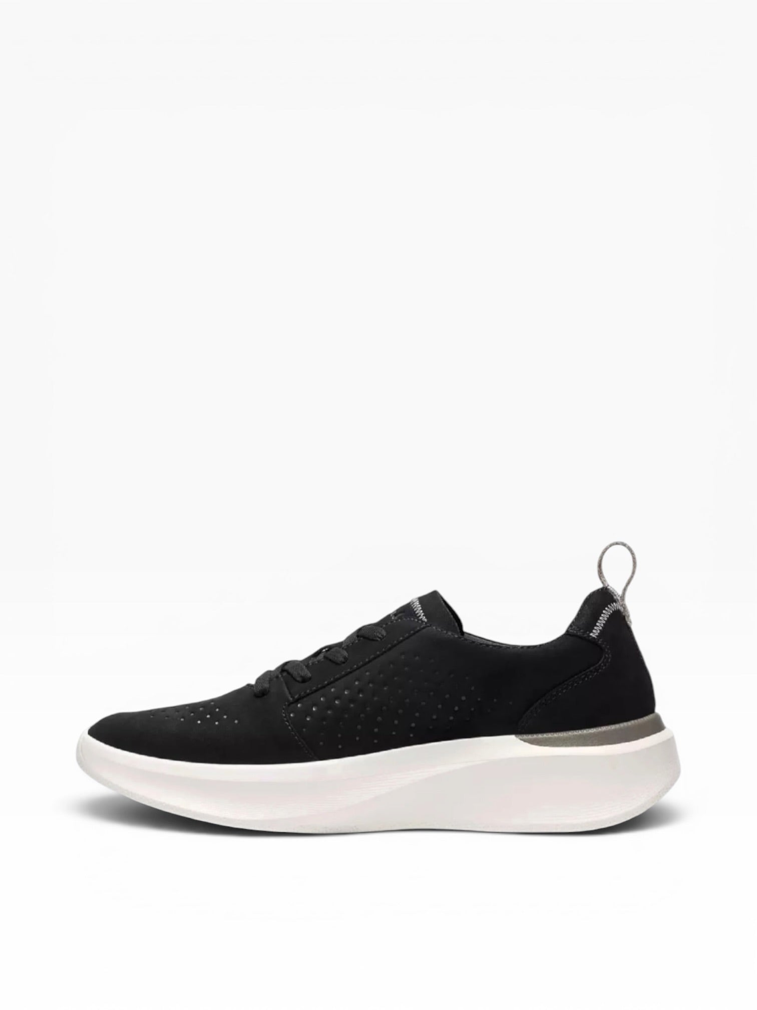 Clarks - Mens black runner - Solevanna Style