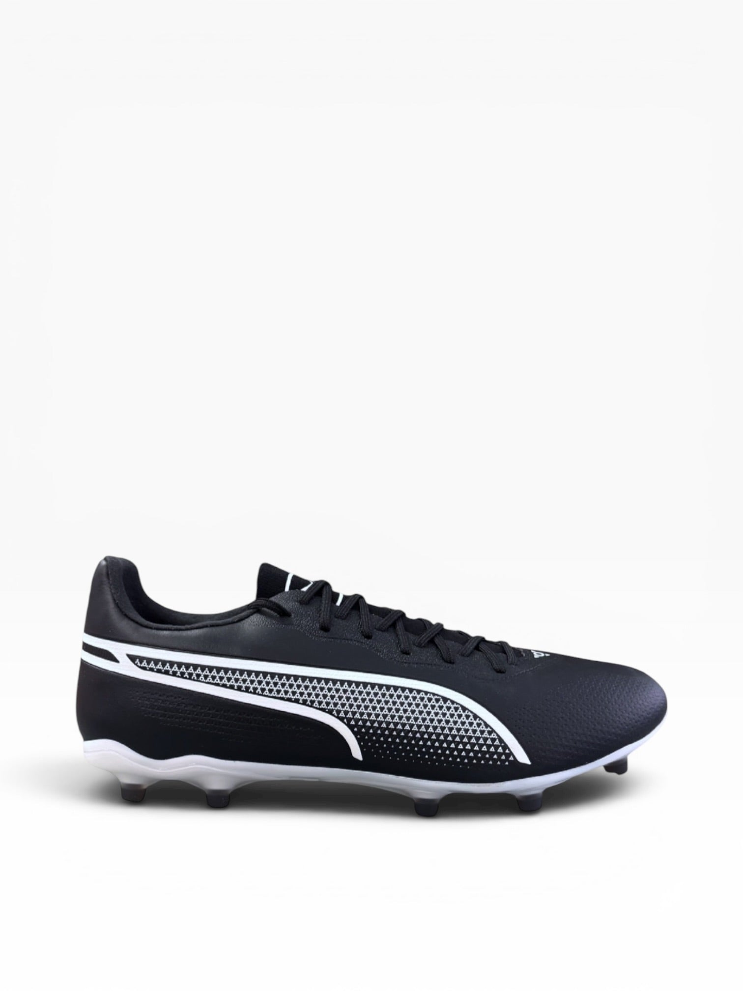 Puma - Mens black/white football boot - King Pro FG/AG