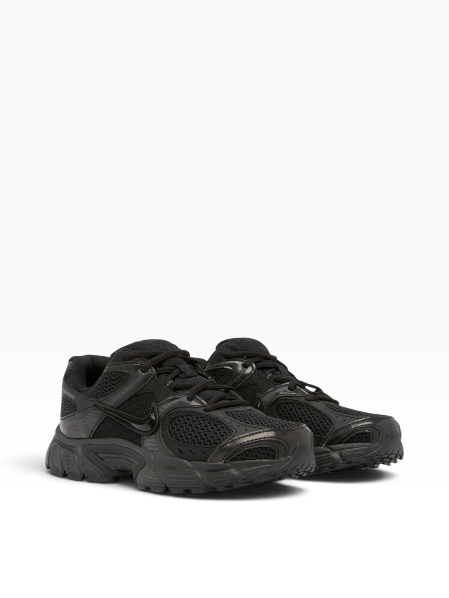 Nike - Black laced runners - V5 RNR