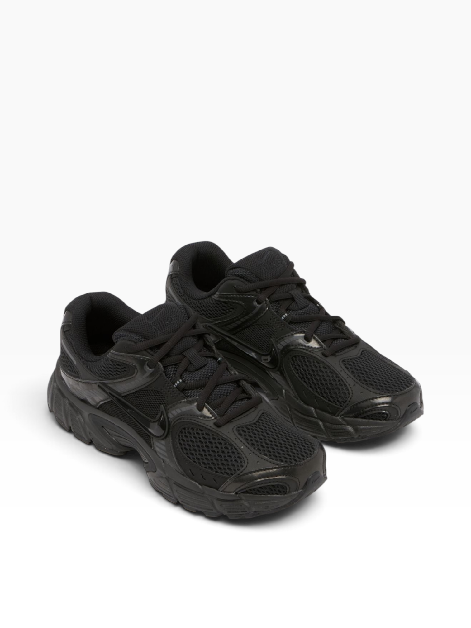 Nike - Black laced runners - V5 RNR